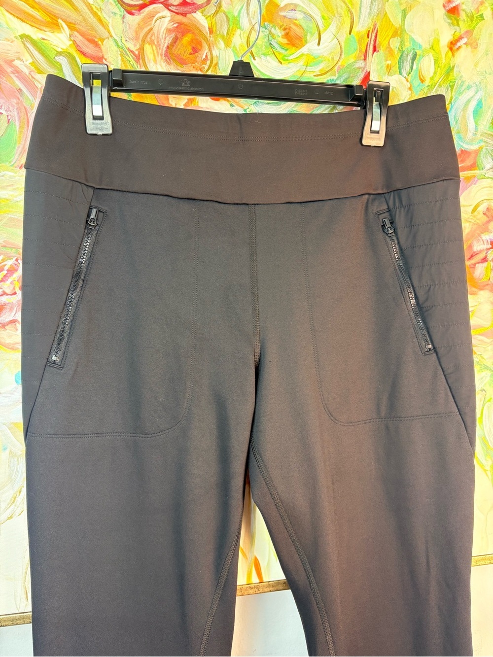 Athleta Peak Hybrid Fleece Pant Black Flare Leg Zip Pocket Size Large - Picture 4 of 10